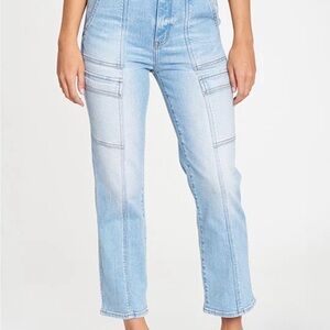 Daze Women's Light Blue Cargo Straight Leg Jeans, size 26